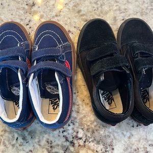 Gently used Vans Kids Velcro old skool size 13